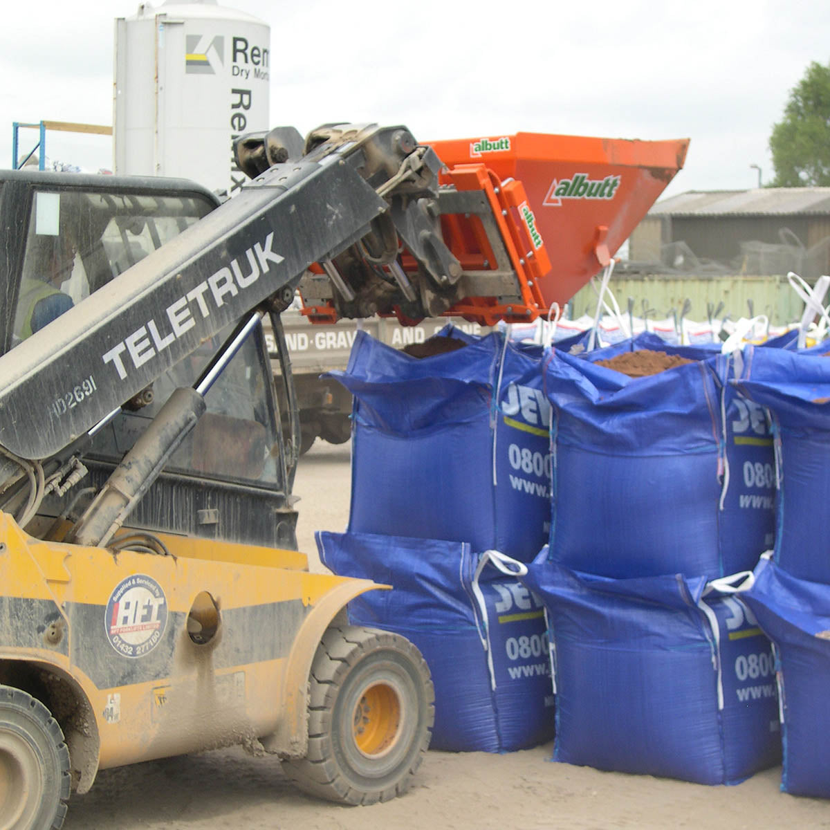 Albutt Bag Filling Buckets - Approved Hydraulics